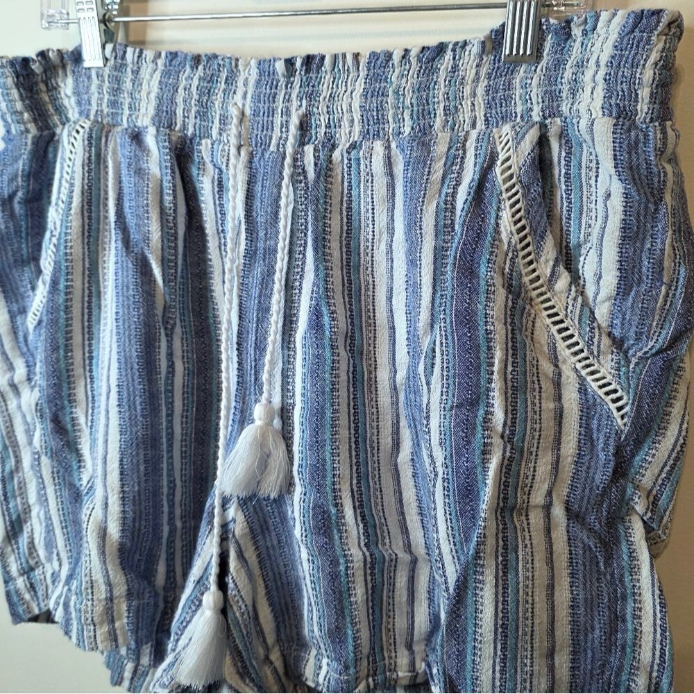 Briggs Blue and White Striped Linen Blend Shorts Elastic Waist Tassel Size XL - Picture 10 of 10
